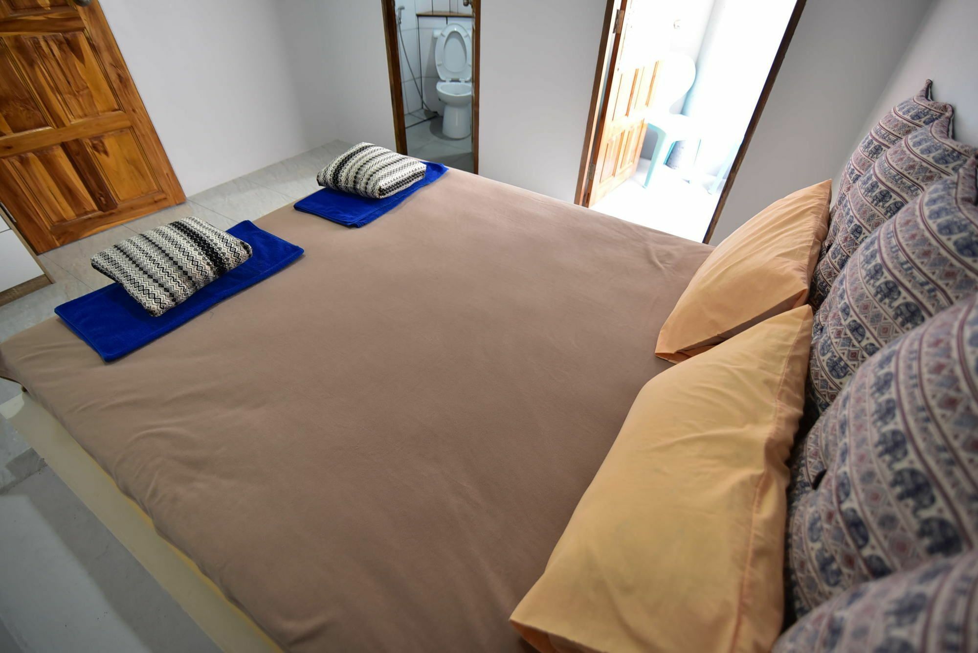 Easy Rooms And Minimart Koh Lanta Exterior foto